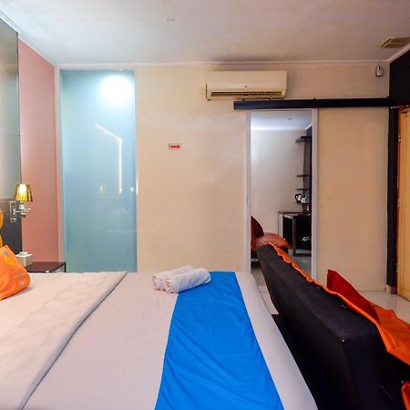 Sans Hotel International Surabaya Gubeng Dış mekan fotoğraf