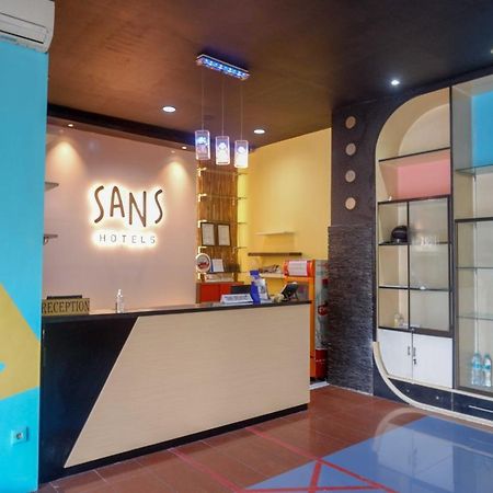 Sans Hotel International Surabaya Gubeng Dış mekan fotoğraf