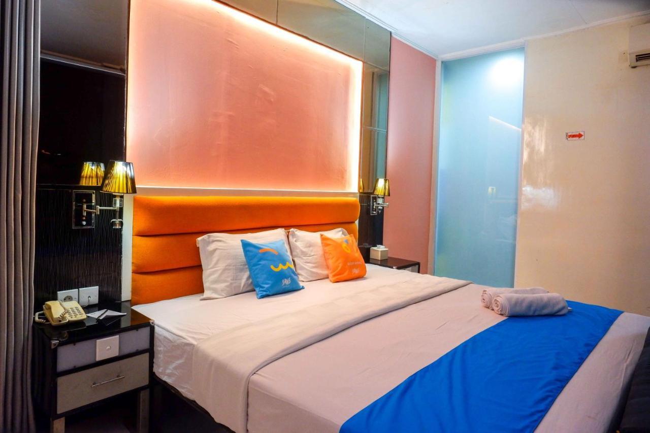 Sans Hotel International Surabaya Gubeng Dış mekan fotoğraf
