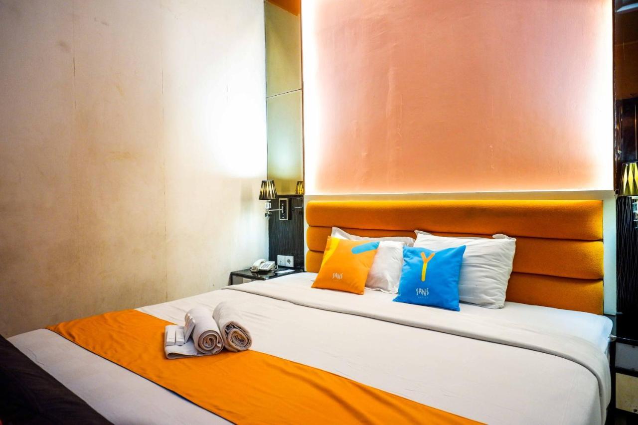 Sans Hotel International Surabaya Gubeng Dış mekan fotoğraf