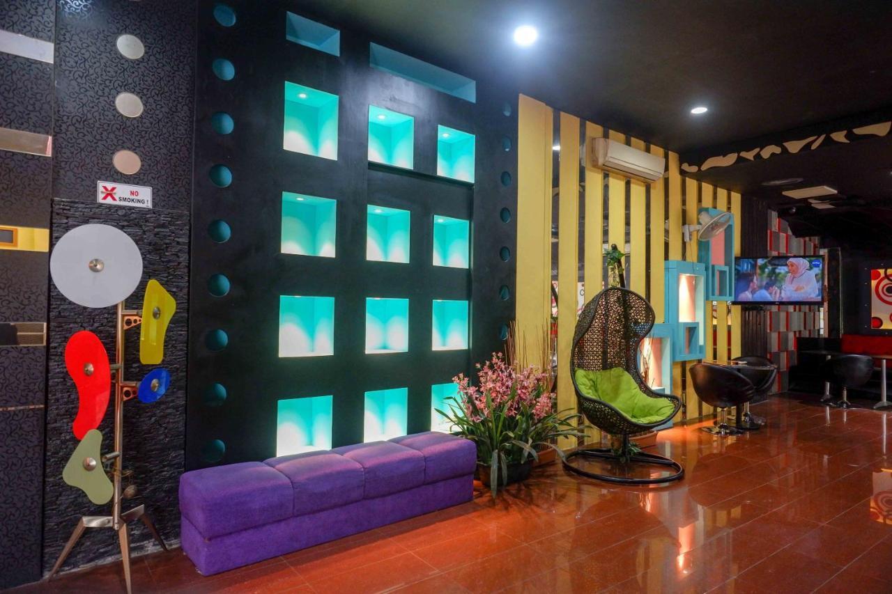 Sans Hotel International Surabaya Gubeng Dış mekan fotoğraf