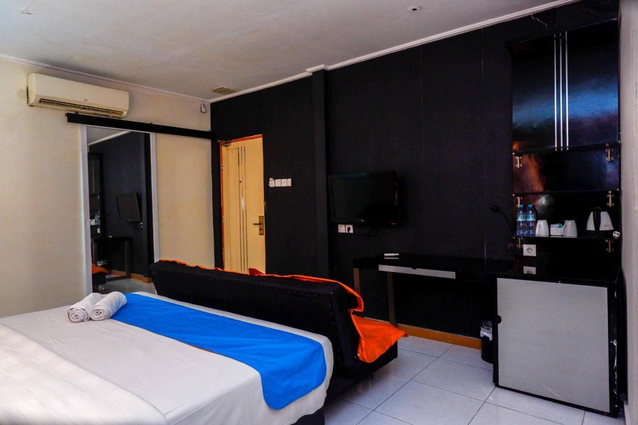 Sans Hotel International Surabaya Gubeng Dış mekan fotoğraf