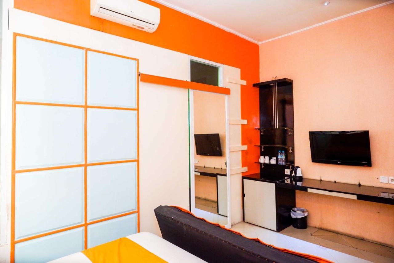 Sans Hotel International Surabaya Gubeng Dış mekan fotoğraf