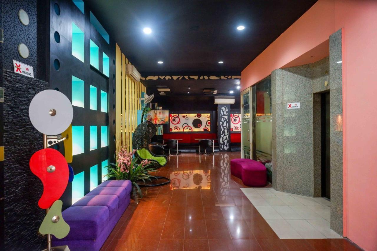 Sans Hotel International Surabaya Gubeng Dış mekan fotoğraf